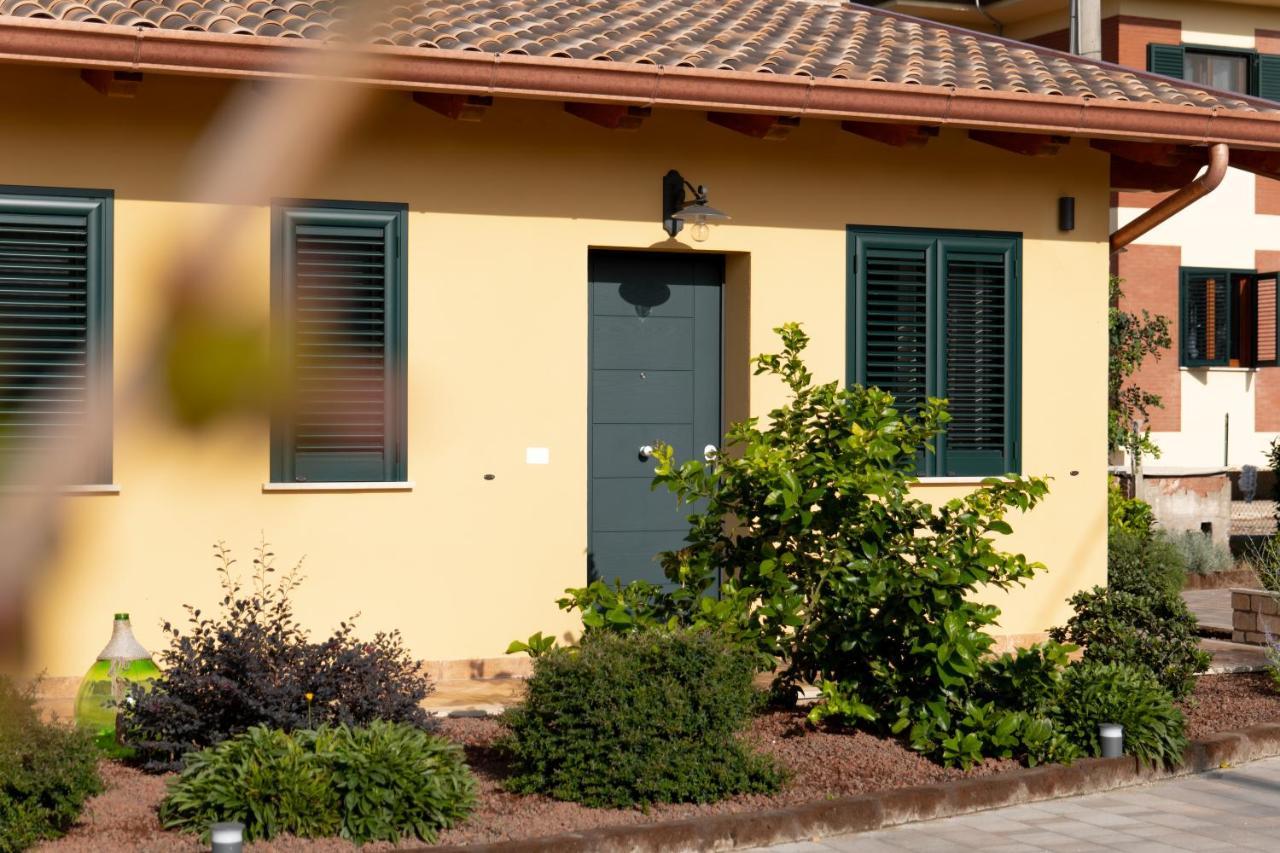 Agriturismo Casa Chiara Латина Экстерьер фото